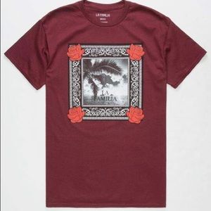 SALE🛒 La Familia Bandana Box T-Shirt